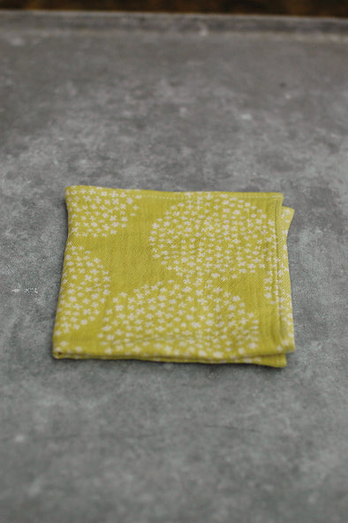 Handkerchief double gauze with yellow hydrangeas by Rieko Oka
